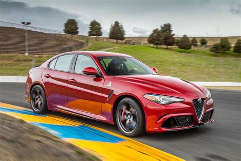 alfa romeo giulia 2017 review