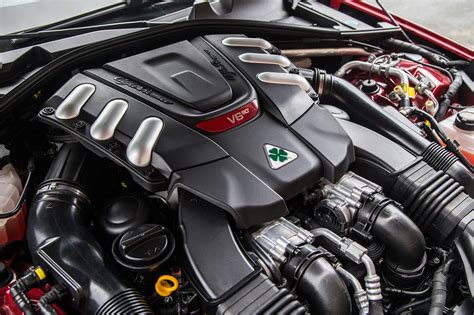 alfa romeo giulia engine type