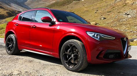 alfa romeo stelvio qv