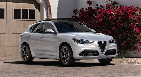 alfa romeo stelvio trim differences