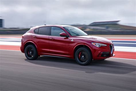 alfa romeo suv price 2022