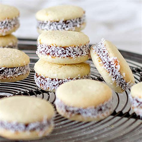 alfajor in english