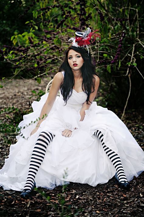 Beautiful Alice In Wonderland Wedding Dress on Dress Ideas, alice in