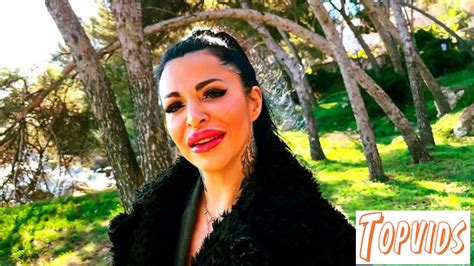 Unveiling Alicia Dark's Mysterious World: A Cinematic Sensation