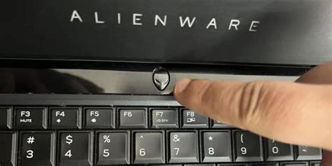 alienware laptop keyboard not working