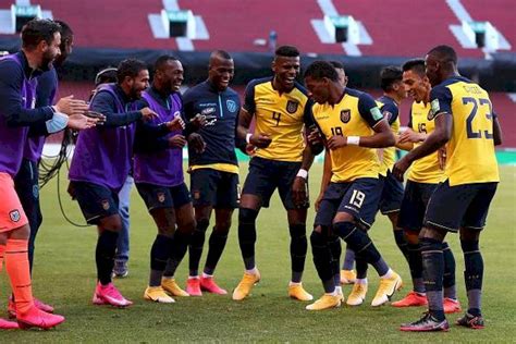 alineacion ecuador vs bolivia