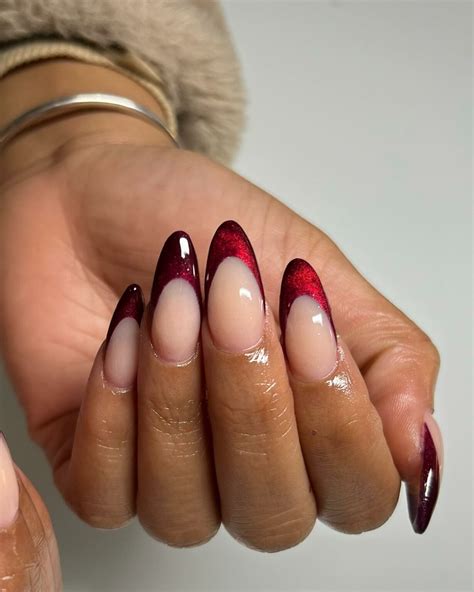 Almond Nails Basic French Tip