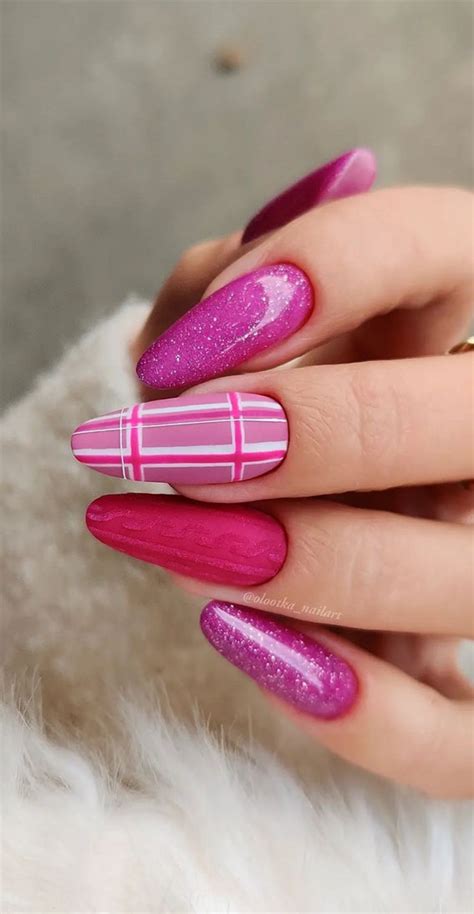 Almond Nails Fall Pink