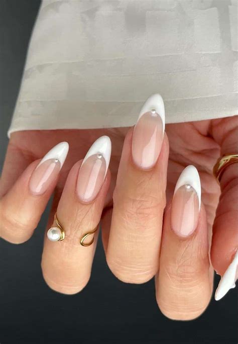 Almond Nails Medium Length
