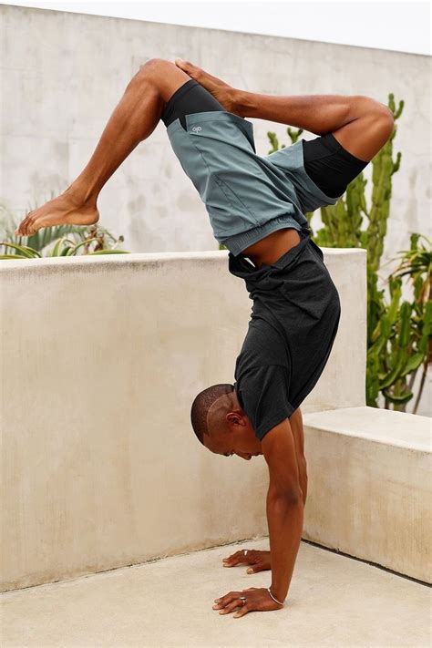 alo yoga for men