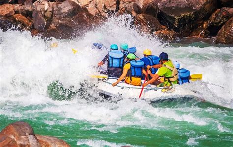 Experience the best river rafting in Rishikesh with Red Chilli Adventure