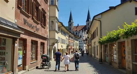 alternatives walking tour