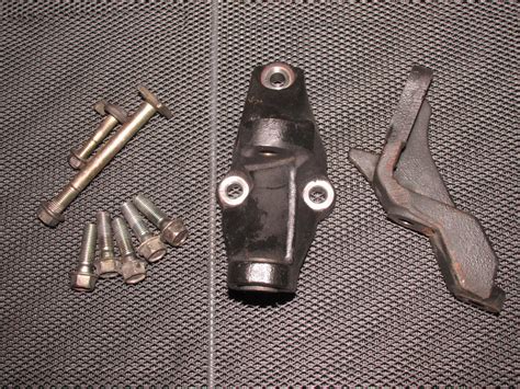 Alternator Bracket B16