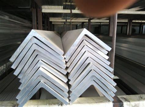 Aluminum Angle Bar