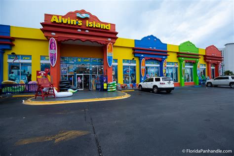 Local Insider Review of Alvin's Island Destin 318