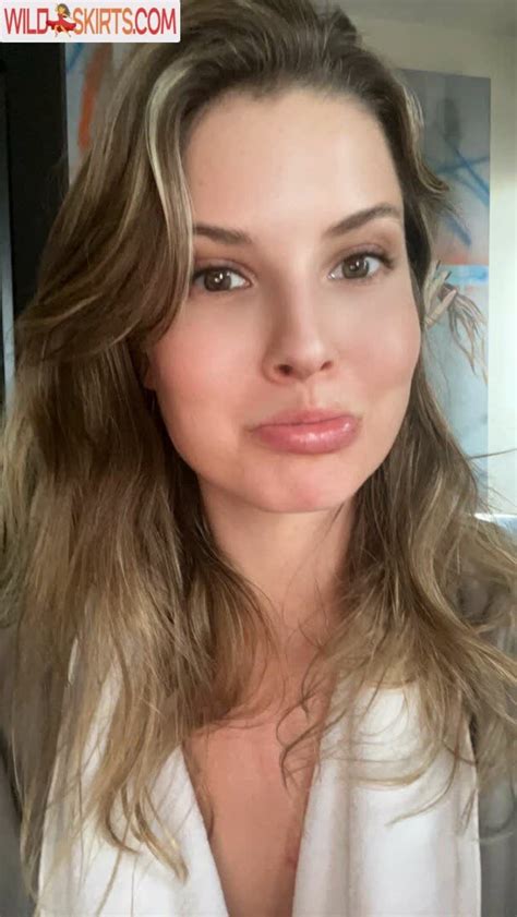 amanda cerny onlyfams