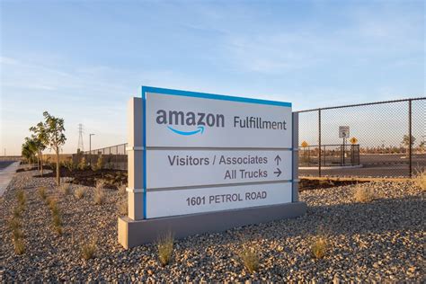 amazon bakersfield