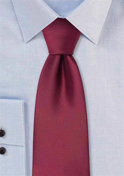Amazon Burgundy Tie