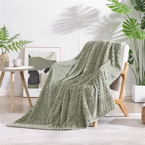 Amazon Green Blanket