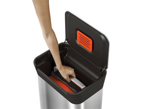 Amazon Trash Can With Compactor