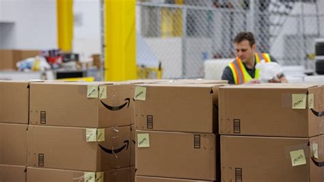 Amazon Warehouse Hamilton Location