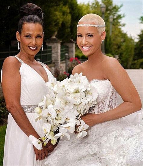 amber rose mother age