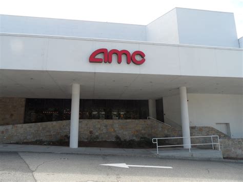 amc chestnut hill