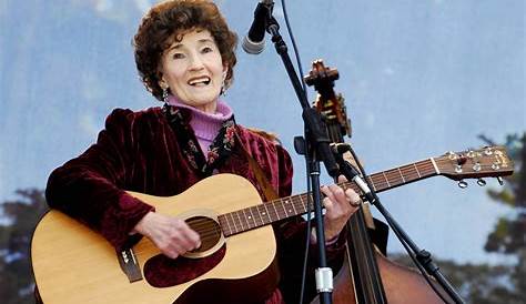 50 Best Folk Music Artists of All Time