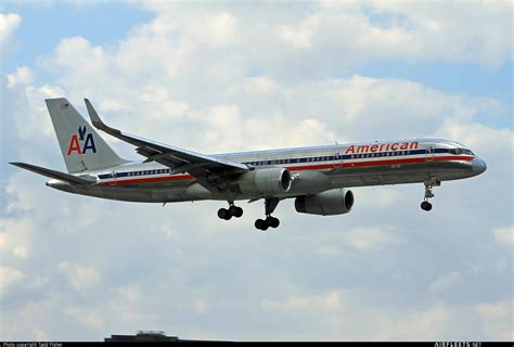 american airlines 652