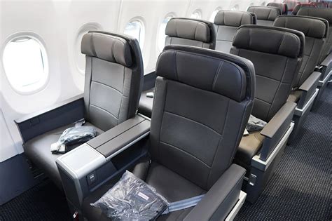 american first class boeing 737
