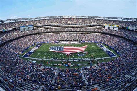 american football stadium capacity