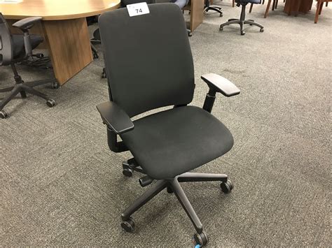 amia ergonomic task chair