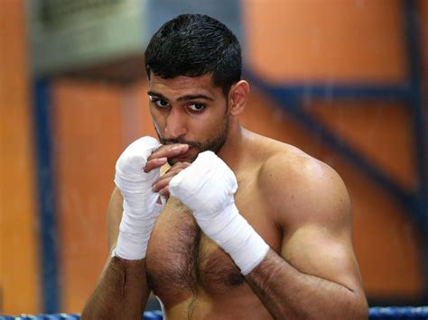 amir khan boxer news