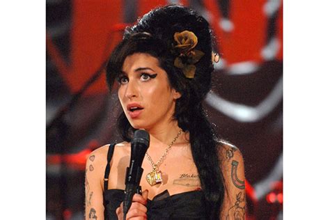 amy winehouse awards won