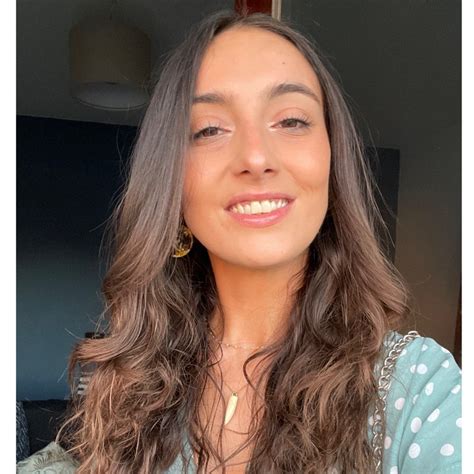 Anais Fernandes Horoscopes