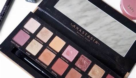 Anastasia Beverly Hills Soft Glam Eyeshadow Palette Swatches