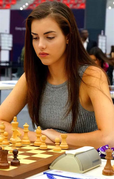 andrea botez chess player