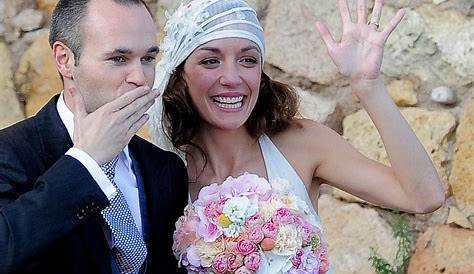 Andres Iniesta Wife Barcelona Football Player And His Anna