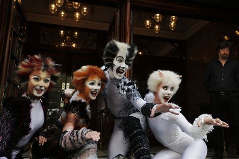 andrew lloyd webber cats movie performers