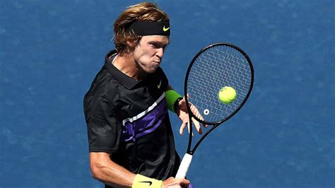 andrey rublev tennis racquet