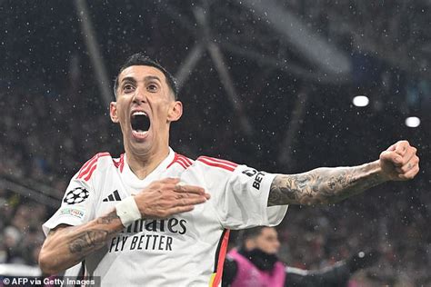 angel di maria netted directly from a corner