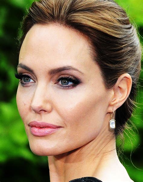 angelina jolie makeup artist