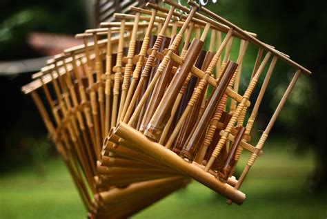 angklung player