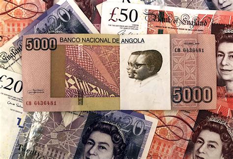 angola central bank currency