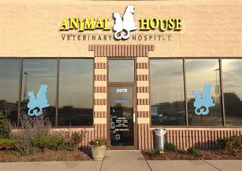 Animal House Veterinary Hospital St. Charles & North Aurora