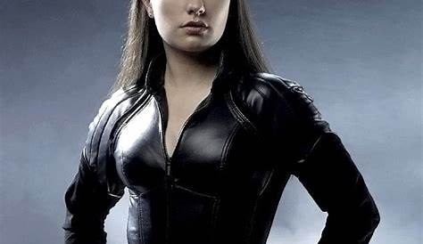 Anna Paquin Rogue Celebrities In Gloves — As In XMen 2.