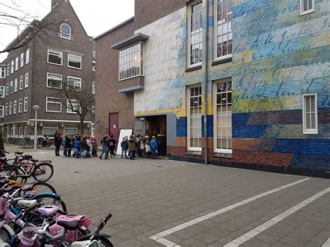 anne frank school amsterdam