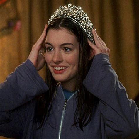 anne hathaway age in princess diaries