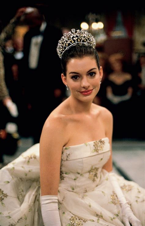 anne hathaway in the princess diaries