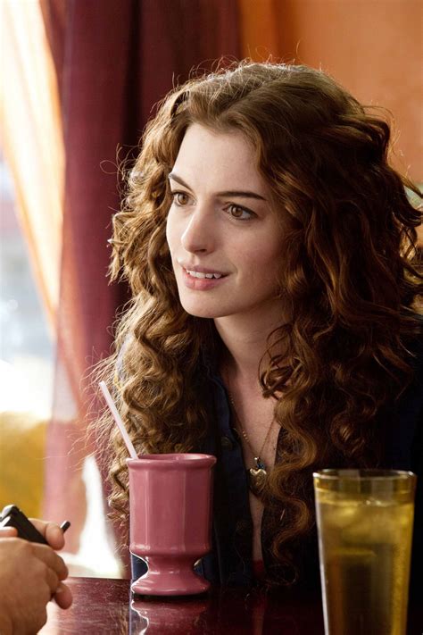 anne hathaway natural curly hair